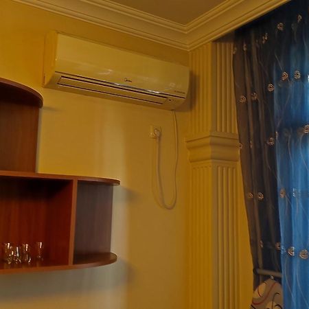 Gigi Apartments Батуми Екстериор снимка