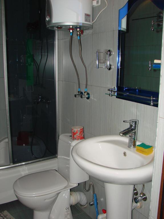 Gigi Apartments Батуми Екстериор снимка