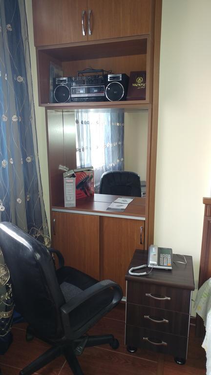Gigi Apartments Батуми Екстериор снимка