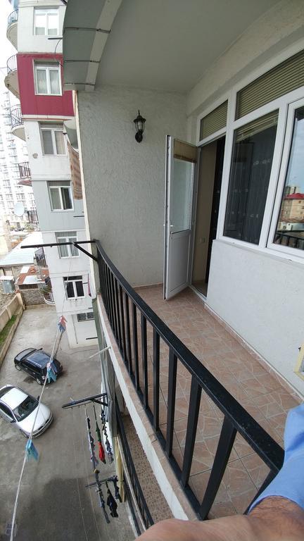 Gigi Apartments Батуми Екстериор снимка